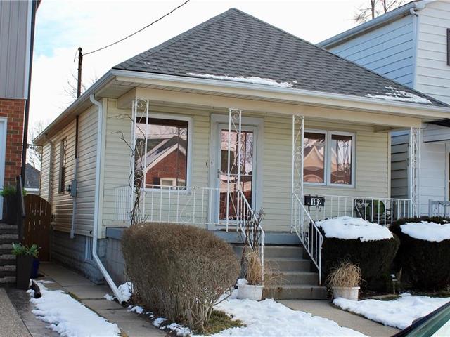 182 WEIR Street N