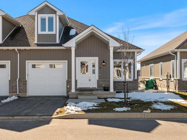 2 - 744 Nelson Street W