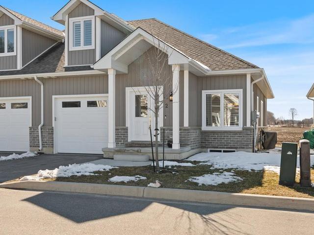 2 - 744 Nelson Street W