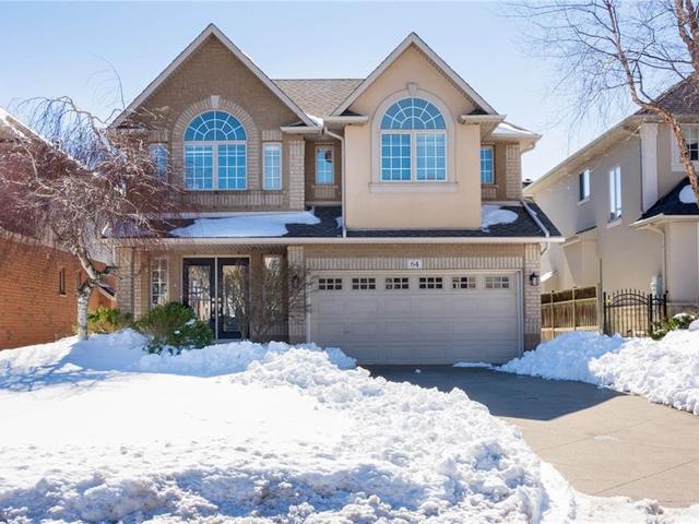 64 MOORLAND Crescent