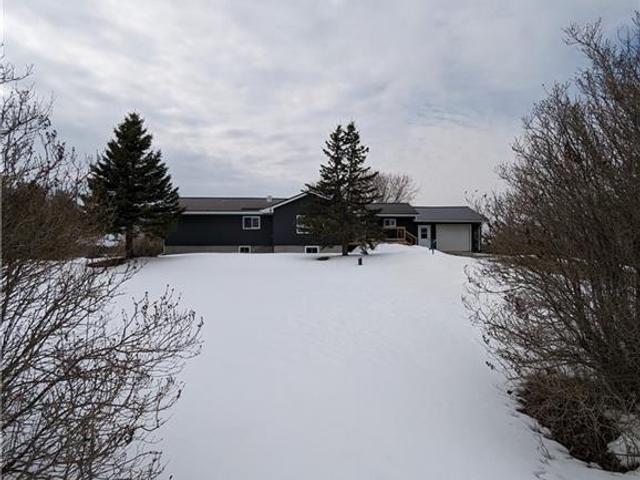 428 12TH LINE Road N