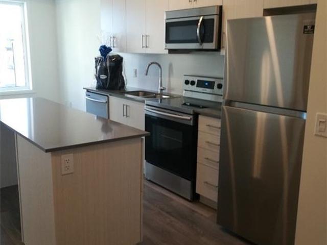 103 - 1105 Leger Way