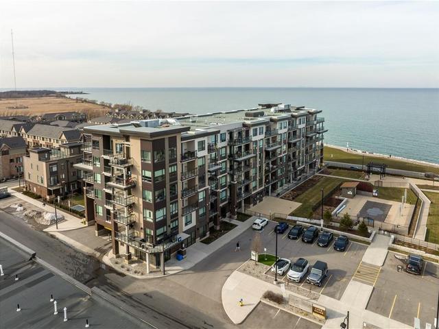 301 - 40 Esplanade Lane