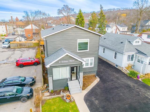 3 WARDROPE Avenue