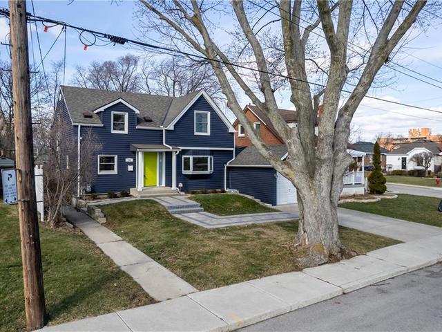 54 CLOVERDALE Avenue