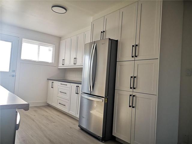 1 - 386 BARTON Street E