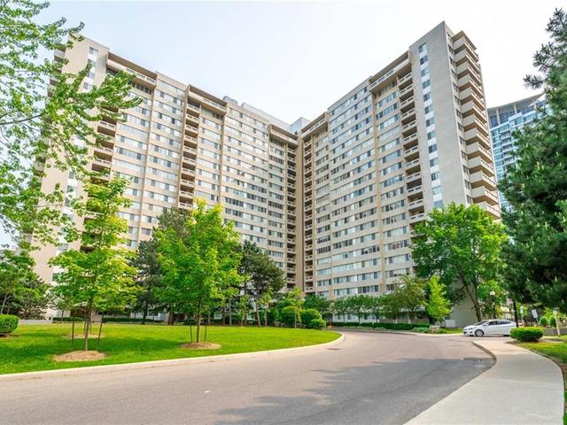 1801 - 3590 Kaneff Crescent