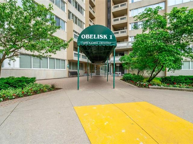 1801 - 3590 Kaneff Crescent