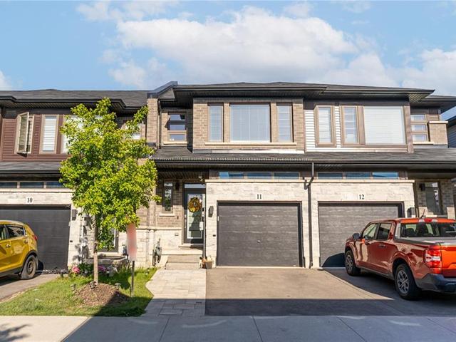 11 - 30 Times Square Boulevard