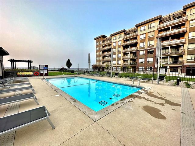 205 - 40 ESPLANADE Lane