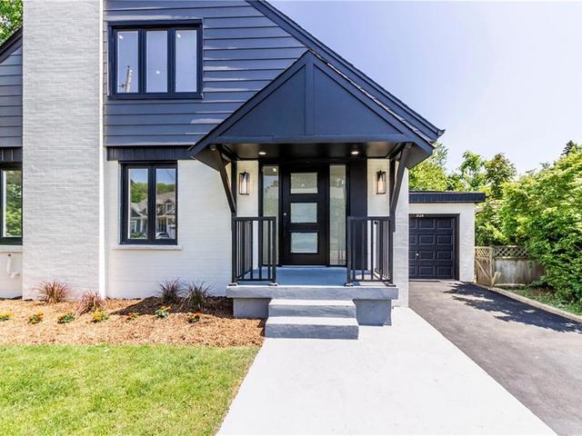 2126 Courtland Drive