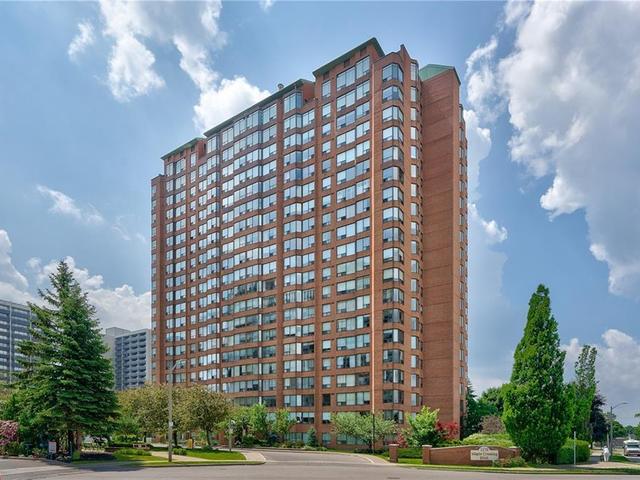 1512 - 1270 MAPLE CROSSING Boulevard