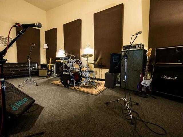 4 - 33 Villiers Street