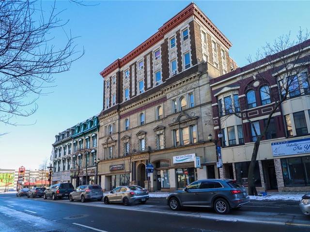 304 - 72 JAMES Street N