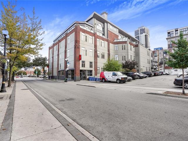 212 - 80 King William Street