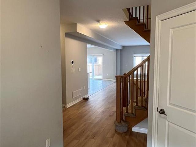 54 BETHUNE Avenue