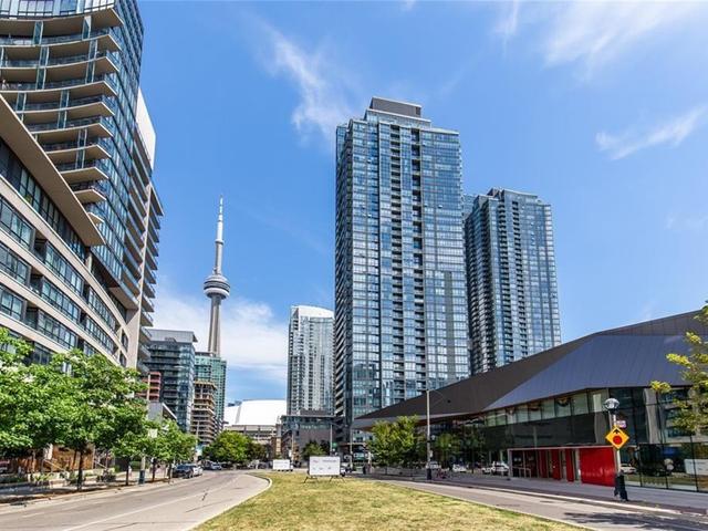 1711 - 15 FORT YORK Boulevard