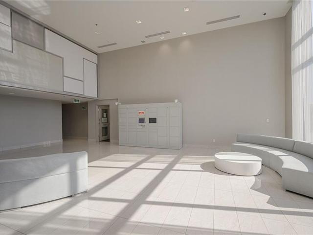 1208 - 2081 FAIRVIEW Street