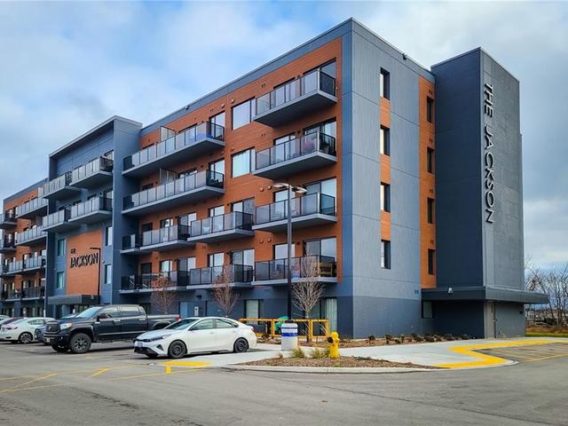 107 - 64 MAIN Street N