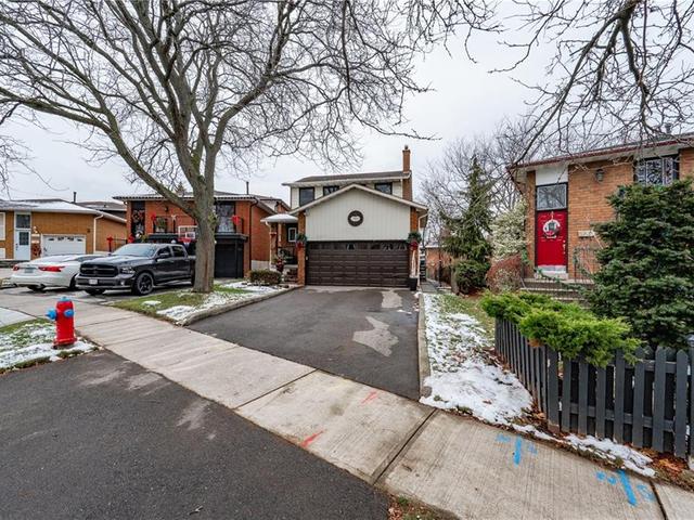 1503 KENILWORTH Crescent