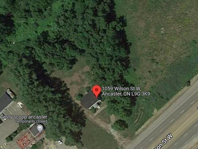 1059 WILSON Street W