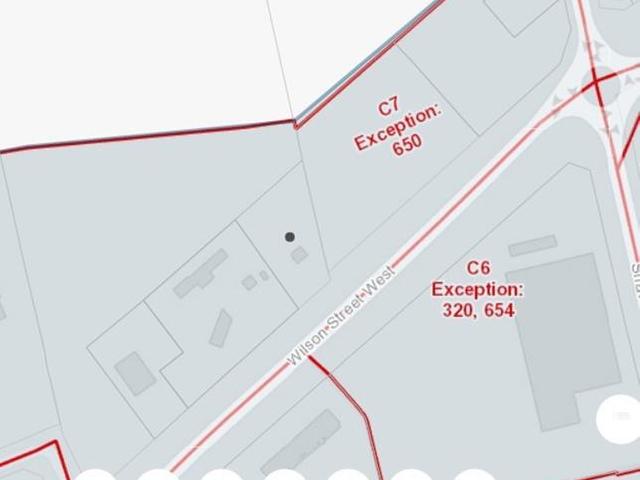 1059 WILSON Street W