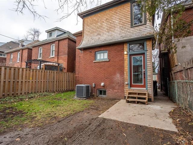 2 - 17 Barnesdale Avenue