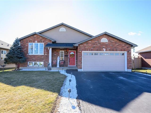5 Helen Drive E