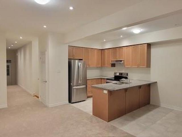 72 - 305 Garner Road W
