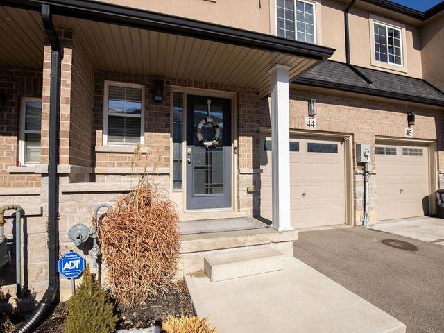 44 - 9 HAMPTON BROOK Way