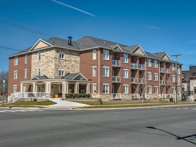 204 - 95 Wilson Street W