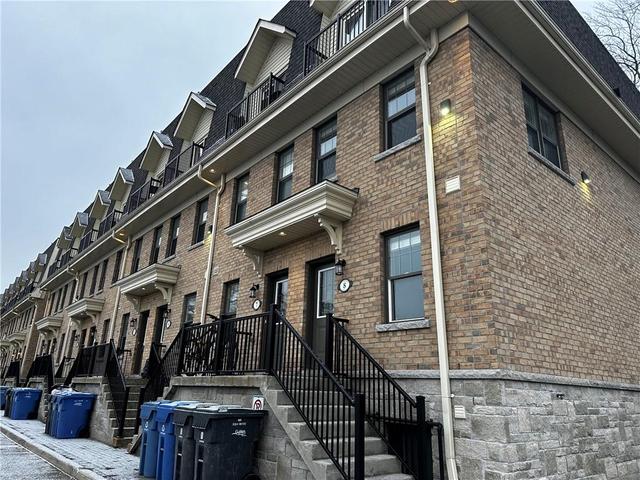 10 - 807 GORDON Street