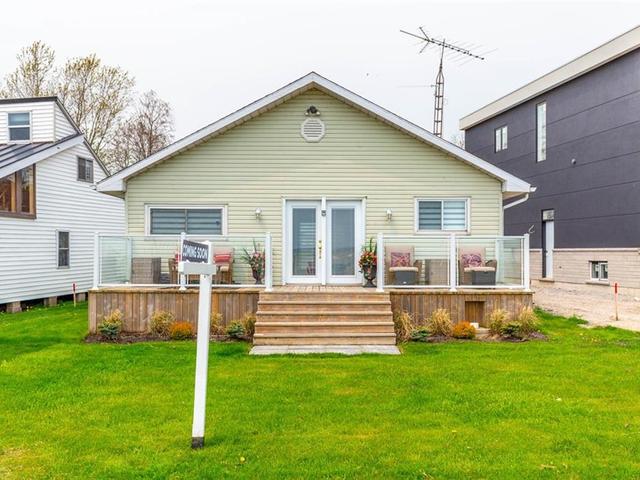 793 LAKESHORE Road
