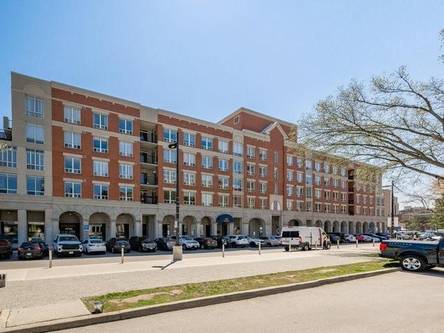 301 - 430 Pearl Street