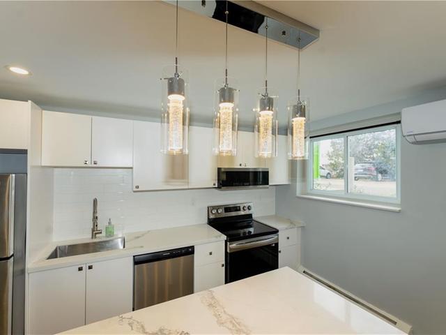 103 - 413 Hazel Street