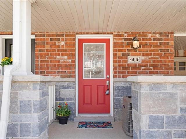 16 - 54 NISBET Boulevard