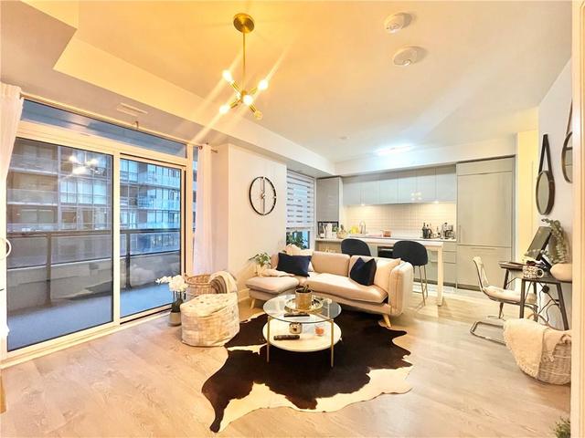 1006 - 65 Annie Craig Drive