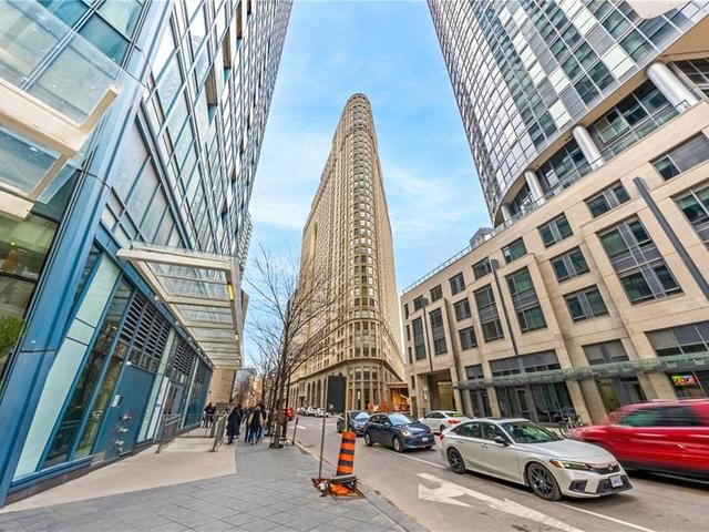1410 - 25 THE ESPLANADE Street