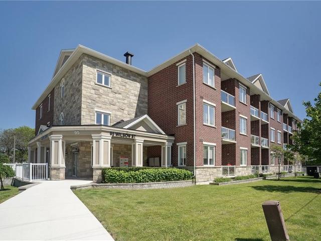 112 - 95 Wilson Street W