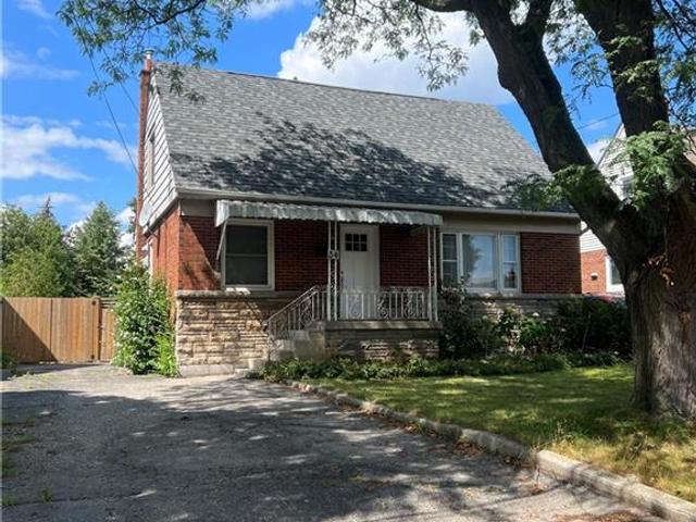 34 Green Meadow Road