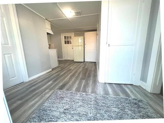 6689 DORCHESTER Road