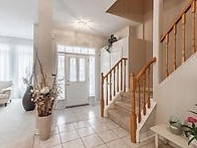 27 Sharon Lee Dr