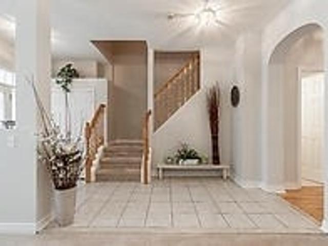 27 Sharon Lee Dr