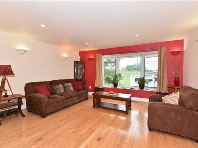 1003 20th Sideroad Rd