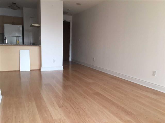407 - 7 North Park Rd