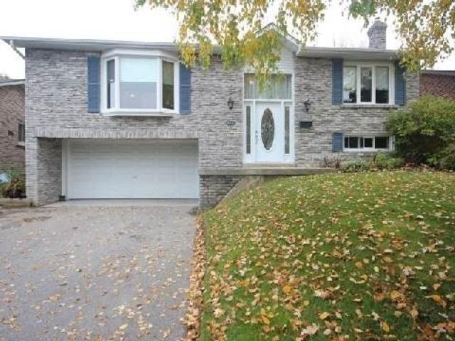 133 Eastman Cres
