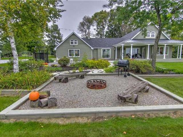 730 Chalk Lake Rd