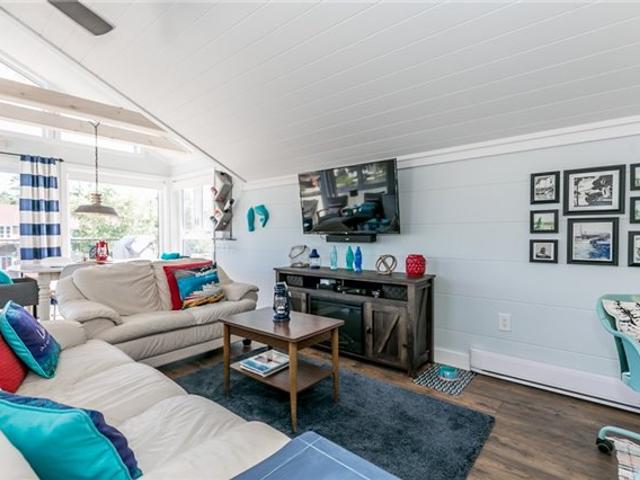 58 Harbour Park Cres