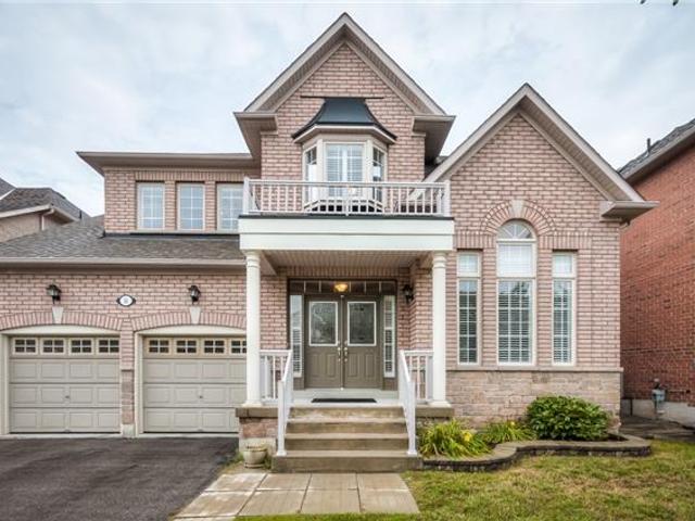 51 River Valley Cres