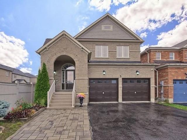 3 Gwillimbury Dr